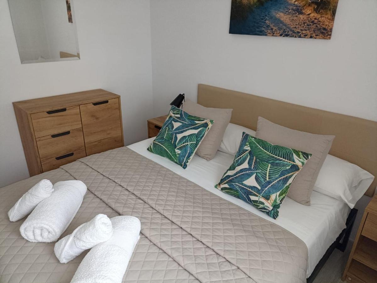 Apartamento Maya Relax Салоу Экстерьер фото